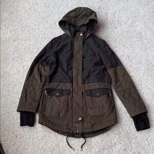 Express Women’s Black and Green Jacket